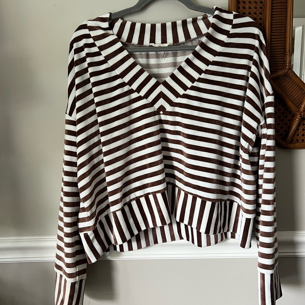 Entro Boutique Layering Striped Sweater - Picture 1 of 3